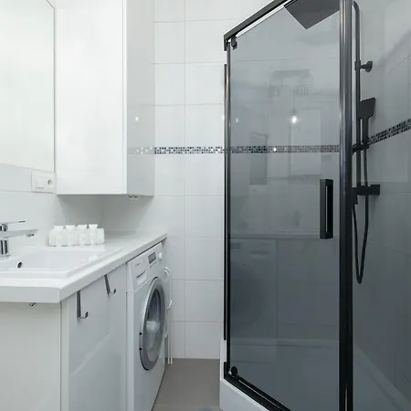 Unique And Spacious With Air Conditioning By Renters Lejlighed *