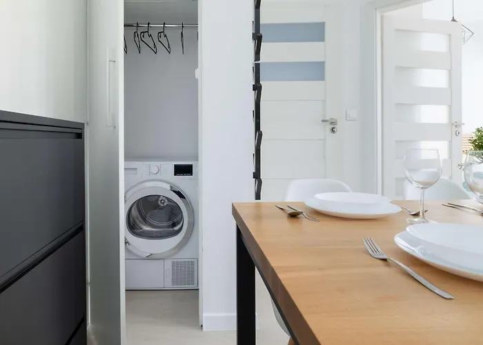 Unique And Spacious With Air Conditioning By Renters *