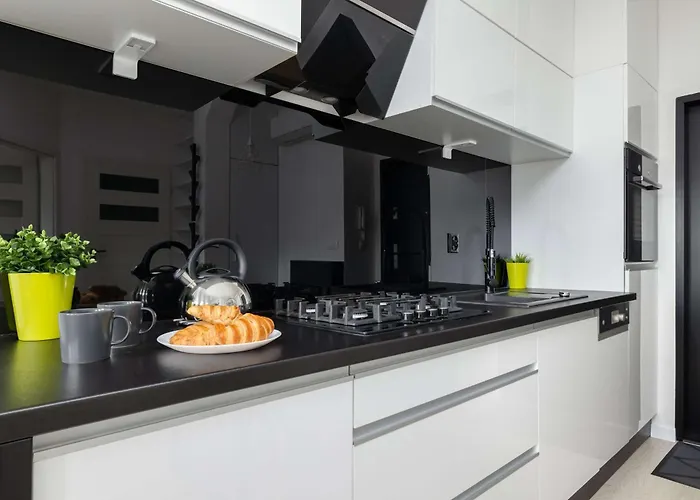 Unique And Spacious With Air Conditioning By Renters